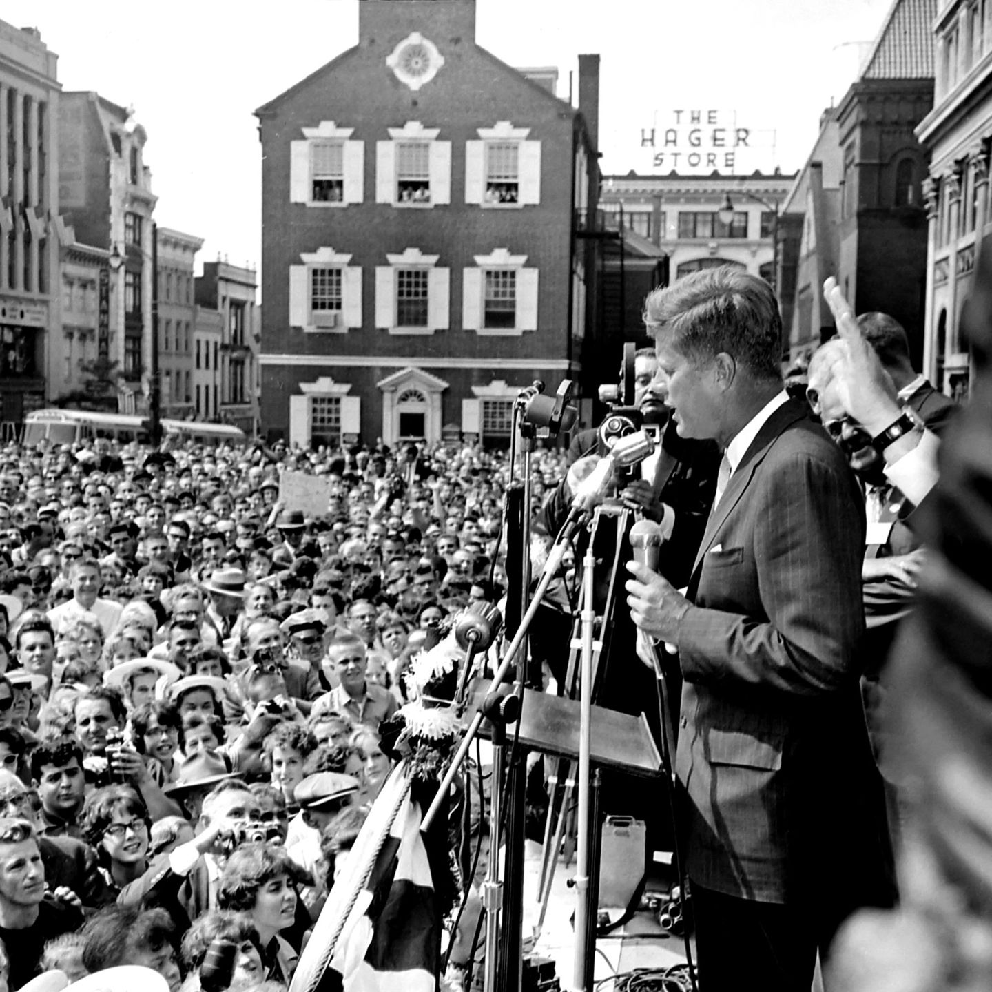 Through the viewfinder inset: JFK